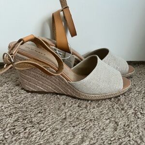 Old Navy Wedges